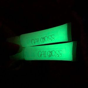 Glow In The Dark Lipgloss
